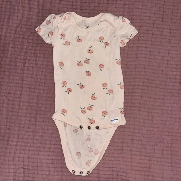Carter’s Bodysuits in Pink and Blue - Picture 6 of 11